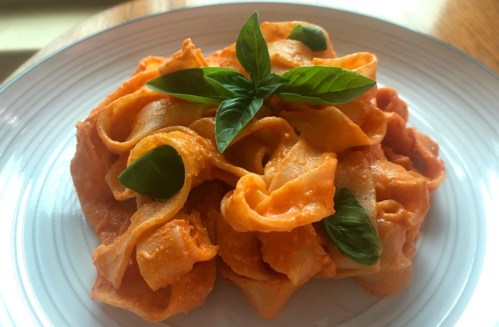 Creamy Cashew and Roasted Capsicum Pasta Sauce - Cooking Fatty Favourites